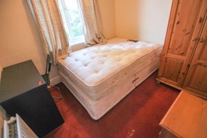 Photo 25- click for photo gallery